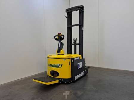Pinontavaunu 2025  Combilift CS 1500 (8)