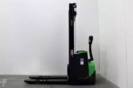Pinontavaunu 2025  Cesab S 212/330 (1)