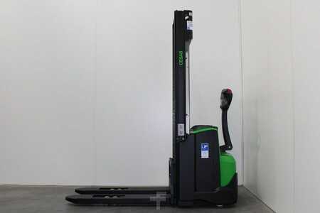 Magasemelésű béka - Cesab S 212/330 - in Bestellung (1)