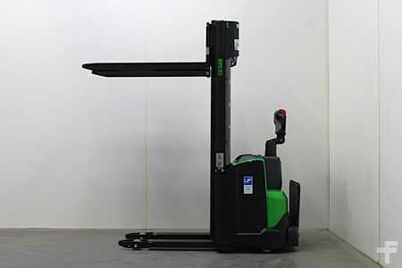 Magasemelésű béka - Cesab S 212 / 450 - in Bestellung (7)