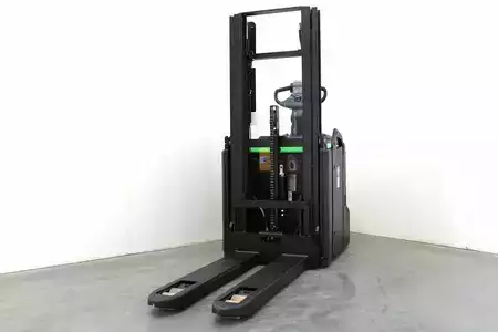Pallestabler 2026  Cesab S 320 D (3)