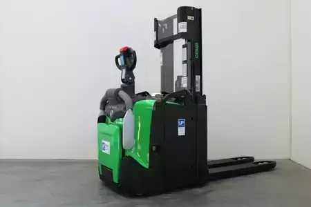 Pallestabler 2026  Cesab S 320 D (5)
