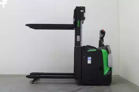 Pallestabler 2026  Cesab S 320 D (7)