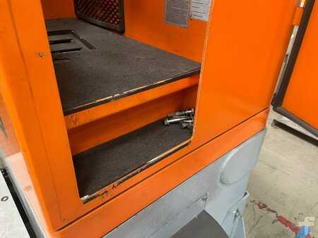 Carrello elevatore laterale 2012  Hubtex MQ60 (4)