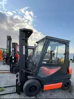 Treibgasstapler 1997  Toyota 42-6FGF25 (1)