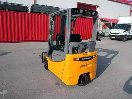 Elektro 3 Rad 2019  Jungheinrich EFG 216k (4)