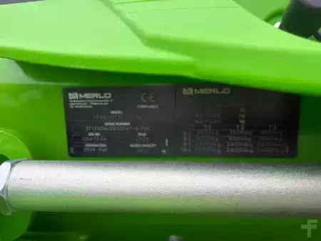 Ładowarki teleskopowe 2025  Merlo TF 38.10 (10)