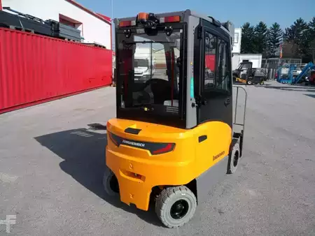 Elektro čtyřkolový VZV 2025  Jungheinrich EFG BC 320 (5)