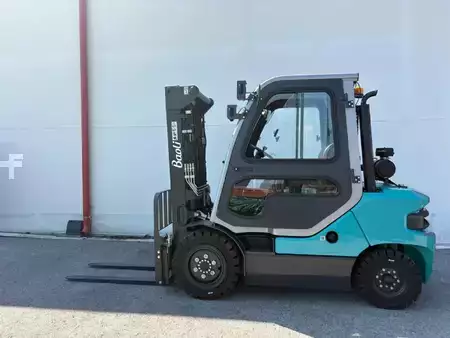 Empilhador diesel 2026  Baoli KBD25 G1 (4)