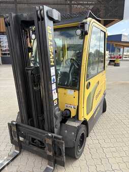 Chariots électriques à 4 roues 2020  Hyster J2.5XN (1)
