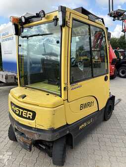 Chariots électriques à 4 roues 2020  Hyster J2.5XN (2)