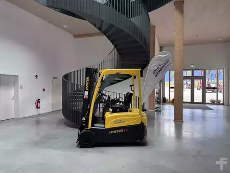 Elektro 4 Rad 2020  Hyster J1.8XN (1)