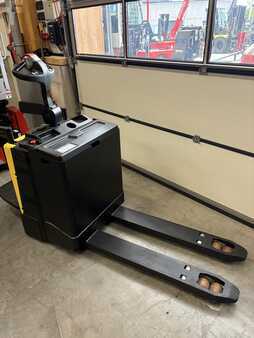 Nízkozdvižný vozík 2020  Hyster P2.0S (2)