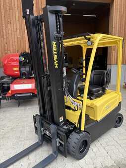 Elektro 4 Rad 2021  Hyster J1.6XN mit ZV (1)