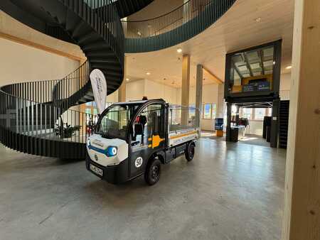 Platform trucks 2022  Goupil G4 (2)