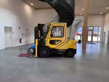 Chariots électriques à 4 roues 2026  Hyster J3.0XTLG Lithium Ionen (1)