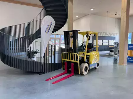 Eléctrico - 4 rodas 2026  Hyster J2.5UT Lithium Ionen (4)
