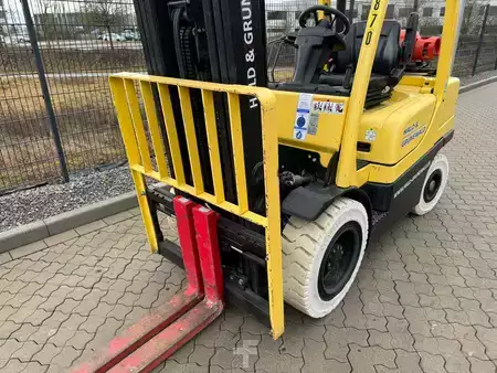 Carretilla elevadora GLP 2019  Hyster H3.0FT-L (1)