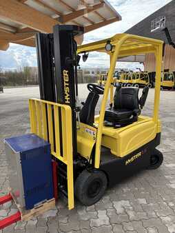 El truck - 4 hjulet 2019  Hyster J1.6XN (1)