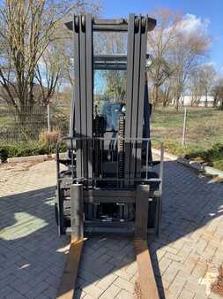 Dieselstapler 2011 Nissan YG1D2A32Q (2)