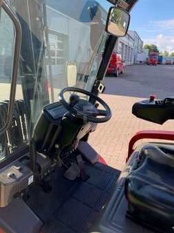 Eléctrica de 4 ruedas 2018  Manitou ME425C (5)