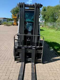Treibgasstapler 2018 Unicarriers UG1D2A32LQ (3)