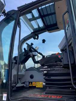 Telescopic forklift rigid 2024  Manitou MRT 2260 Vision + (5)