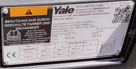 Elektryczne 3-kołowe 2022  Yale ERP13VC (7)
