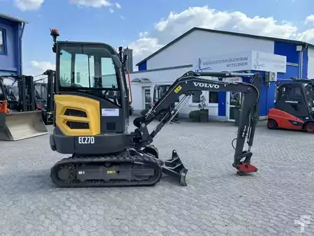 Pozostałe 2022  [div] EC27D (4)