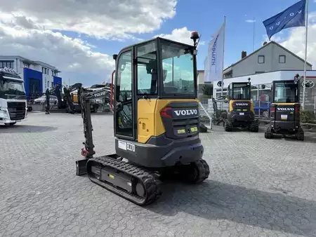 Pozostałe 2022  [div] EC27D (7)