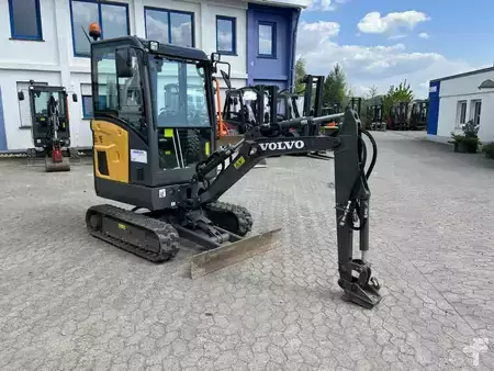 Pozostałe 2023  [div] EC18E (3)