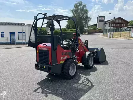 Pozostałe 2025  Schäffer 2028-2 (5)