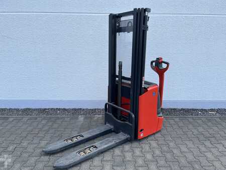Hochhubwagen 2023  Linde L12i (2)