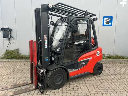 Propane Forklifts 2021  Linde H30T (1)