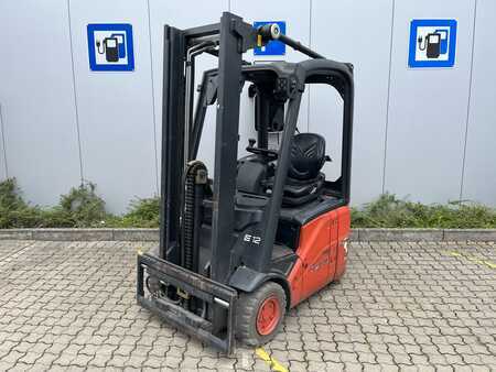 Electric - 3 wheels 2012  Linde E12 (1)