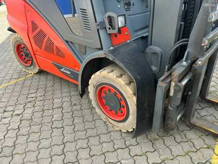 Erdgasstapler - Linde H40CNG Container (4)