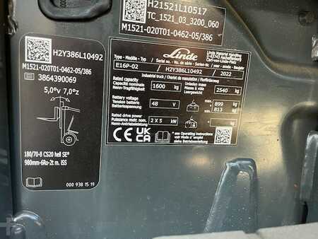 Elektryczne 4-kołowe 2022  Linde E16P (3)
