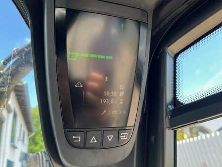 Chariots électriques à 3 roues 2023  Linde E12 (3)