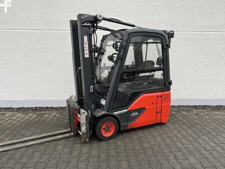 Carrelli elettrici 3 ruote 2023  Linde E16 (1)