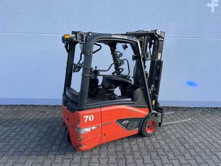 Carrelli elettrici 3 ruote 2023  Linde E16 (2)