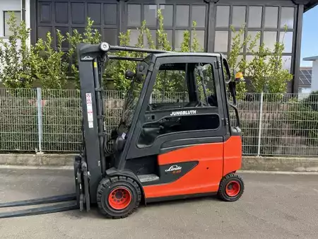 Eléctrica de 4 ruedas - Linde E35HL (1)