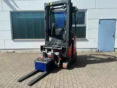 Retráctil 2019  Linde R16X (2)