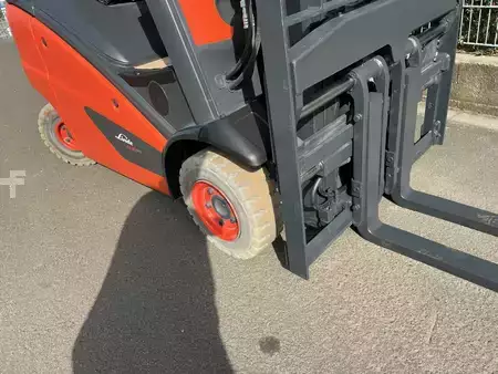 Carretilla elevadora GLP 2021  Linde H16T (3)