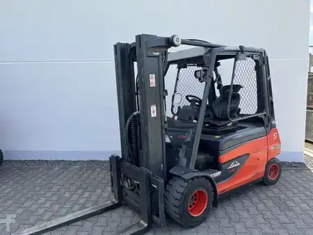 Eléctrico - 4 rodas 2021  Linde E35L (1)