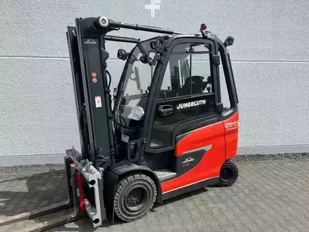 Eléctrica de 4 ruedas 2024  Linde E30H / 600 (1)