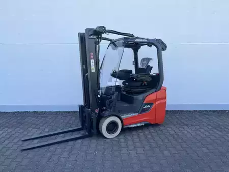 Elektryczne 3-kołowe 2025  Linde Xi18R (1)