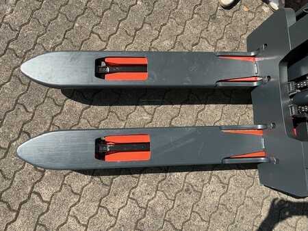 Hochhubwagen 2017  Linde D14 (3)