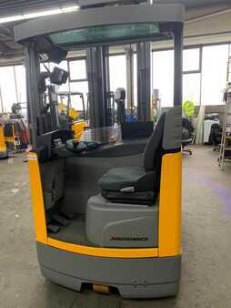 Reach Truck - Jungheinrich ETV216 (3)