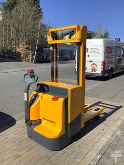 Hochhubwagen-Jungheinrich-EJCZ16