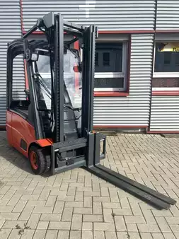 Elektro 3 Rad 2011  Linde E14-01 (1)